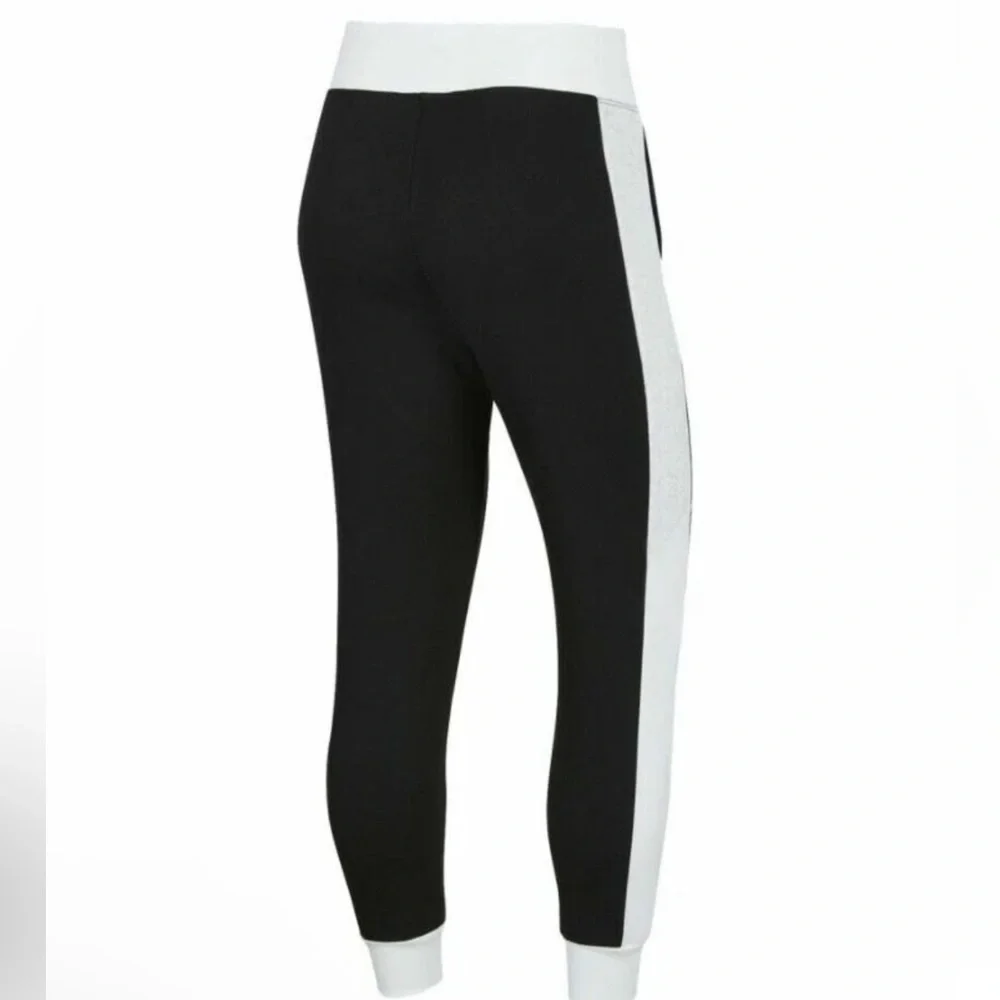 Nike Air Sportswear Black Pants Joggers Size S‎